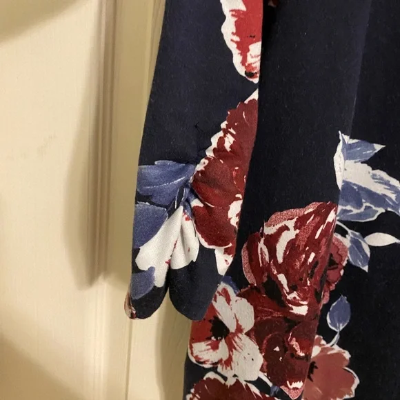 Navy floral dress - Picture 3 of 5